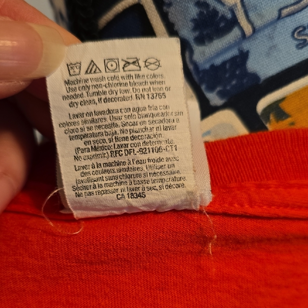 Majestic Orange Jersey Shirt for Sports Enthusiasts - Picture 8 of 8